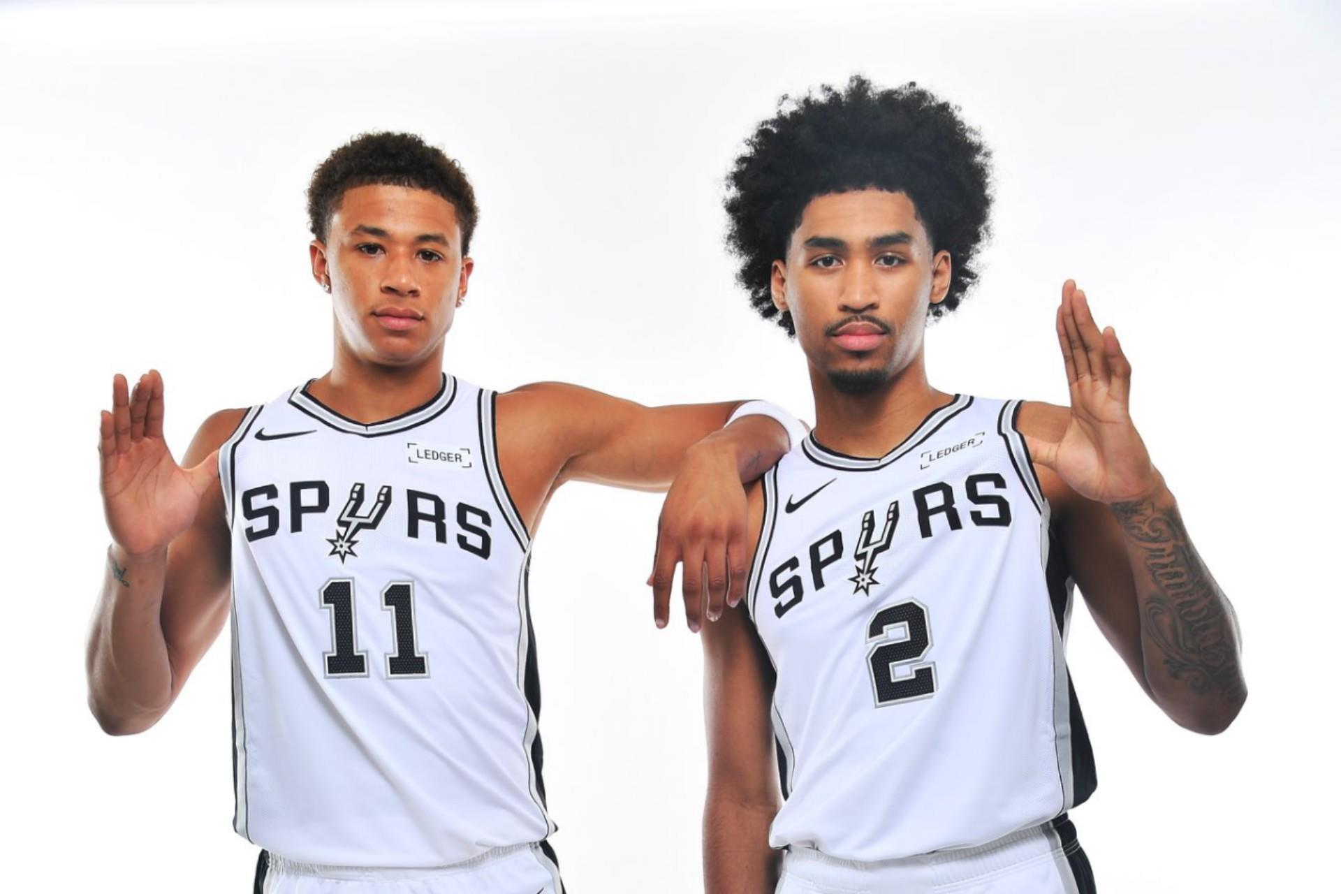 核心阵容很, 学和内线技, 因为比拼绝 核心阵容很, 学和内线技, 因为比拼绝