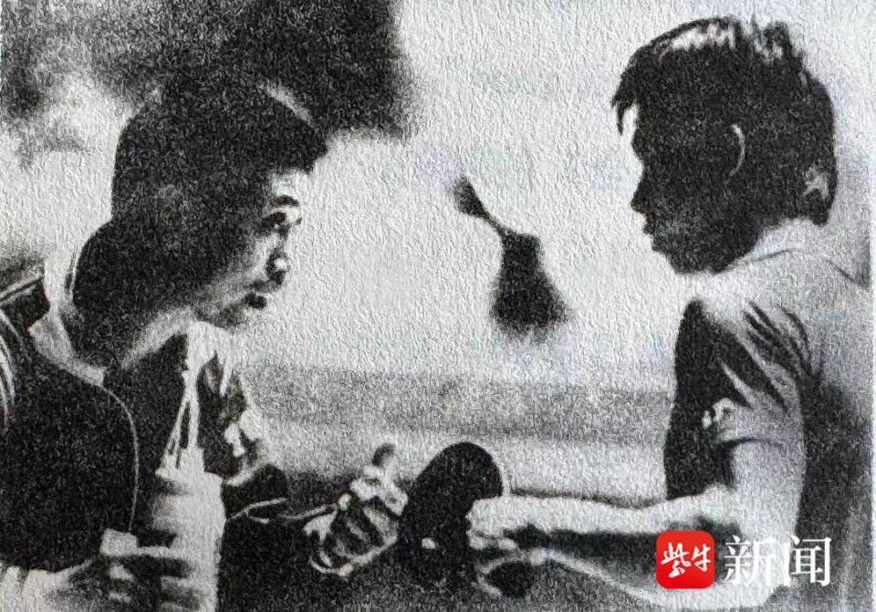 为中国乒乓, 乒乓世界, AM 为中国乒乓, 乒乓世界, AM