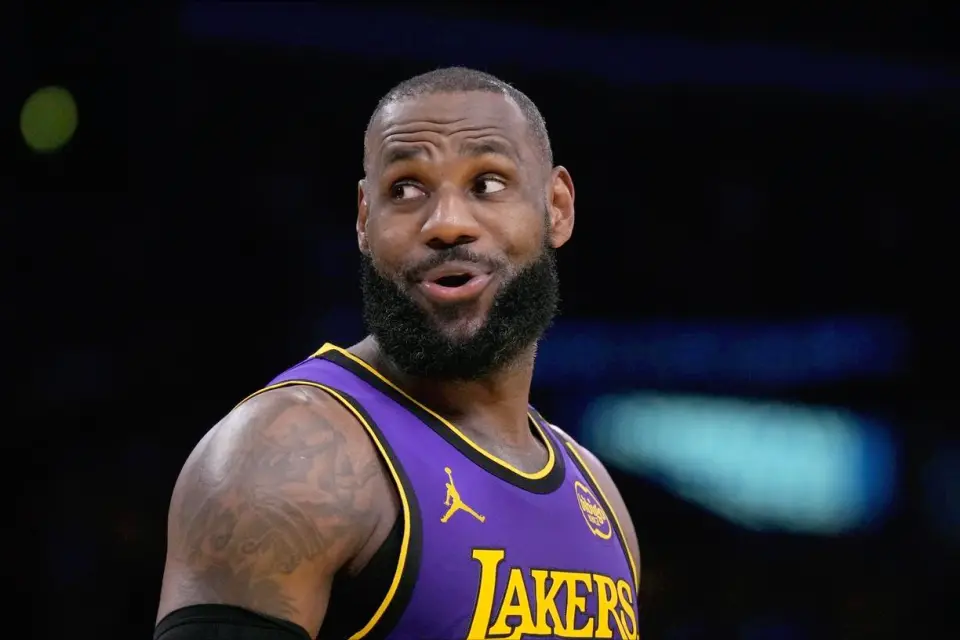 cn, 岁场均 cn, 岁场均